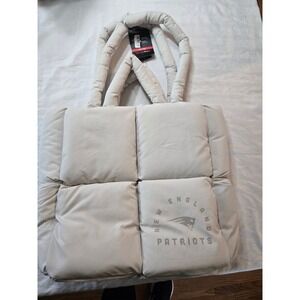 LogoBrands New England Patriots Puff Tote Bag Purse Handbag NWT NFL